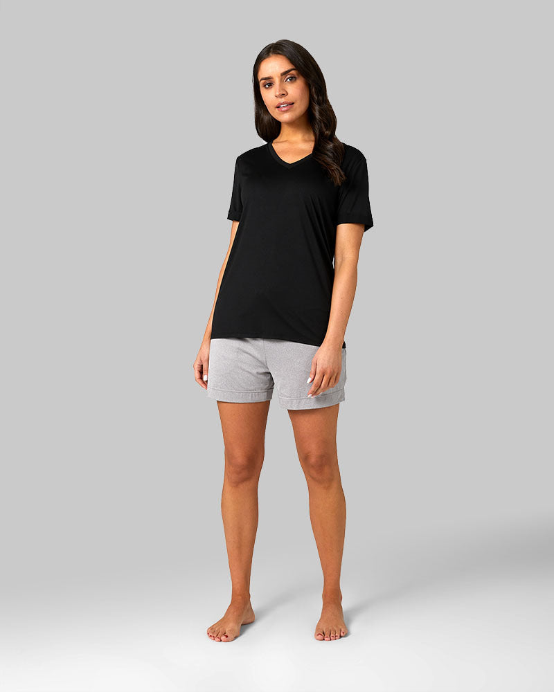 32 Degrees Black _ Women's Cool Relaxed Tee {model: Bruna is 5'7" and size 4, wearing size S}{bottom}{right} 