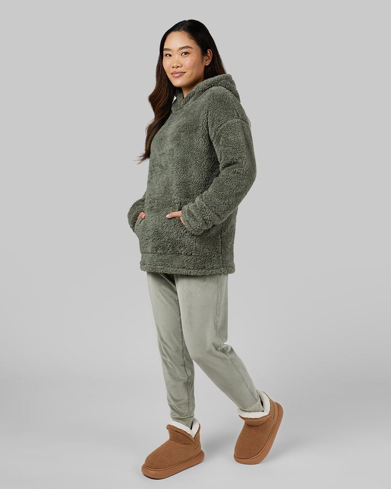 32 Degrees Thyme _ Women's soft sherpa Pullover Hoodie {model: Dara is 5'7"and size 4 wearing size S}{bottom}{right} {bottom}{right}