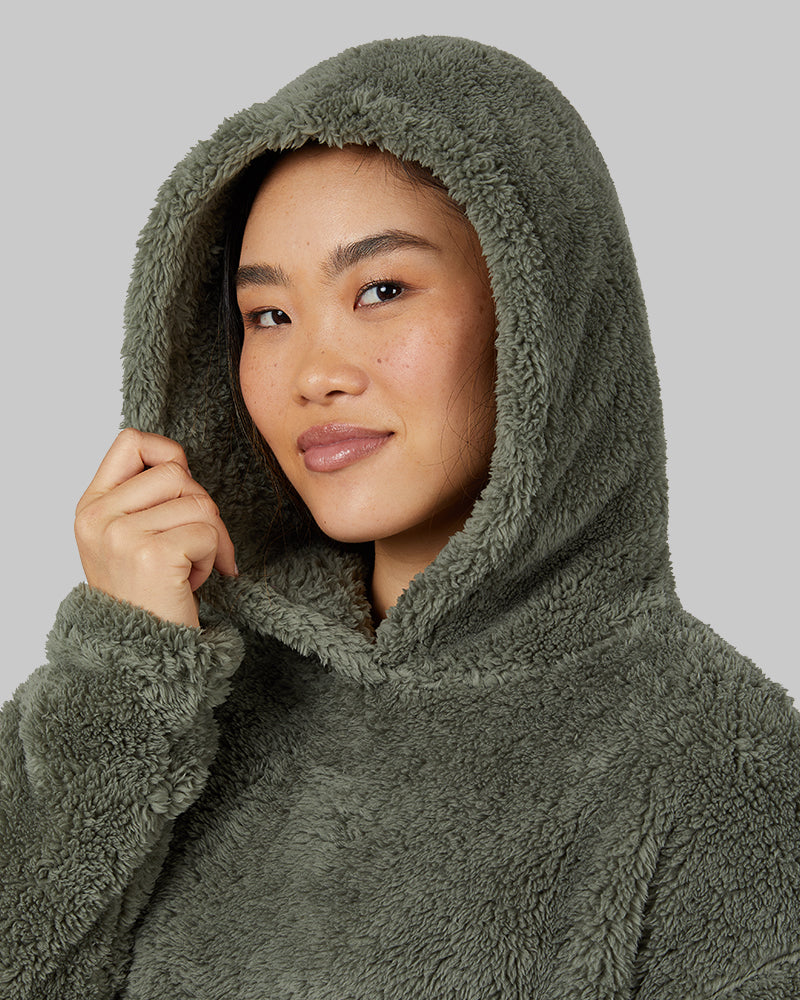 32 Degrees Thyme _ Women's soft sherpa Pullover Hoodie {model: Dara is 5'7"and size 4 wearing size S}{bottom}{right} {bottom}{right}