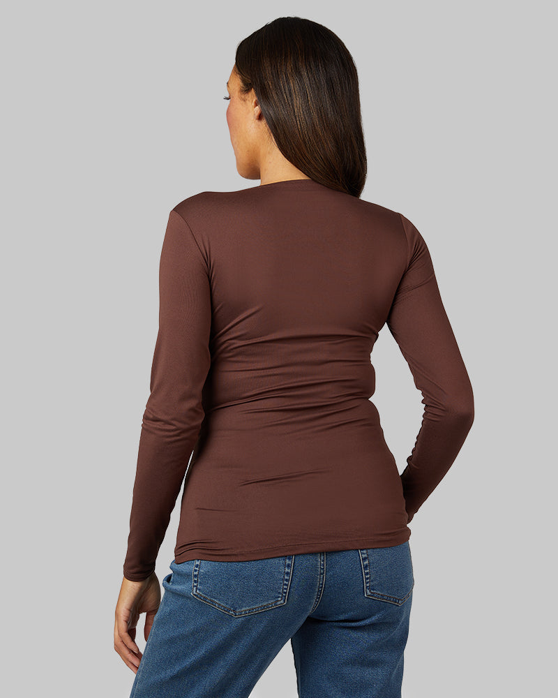 32 Degrees Cocoa _ Women's Lightweight Baselayer scoop Top {model: Shelby is 5'9"and size 4 wearing size S}{bottom}{right} {bottom}{right}
