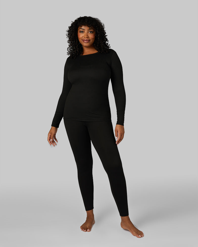 32 Degrees Black _ Women's Lightweight Baselayer Crew Top {model: Brianna is 5'10"and size 12 wearing size L}{bottom}{right} {bottom}{right}