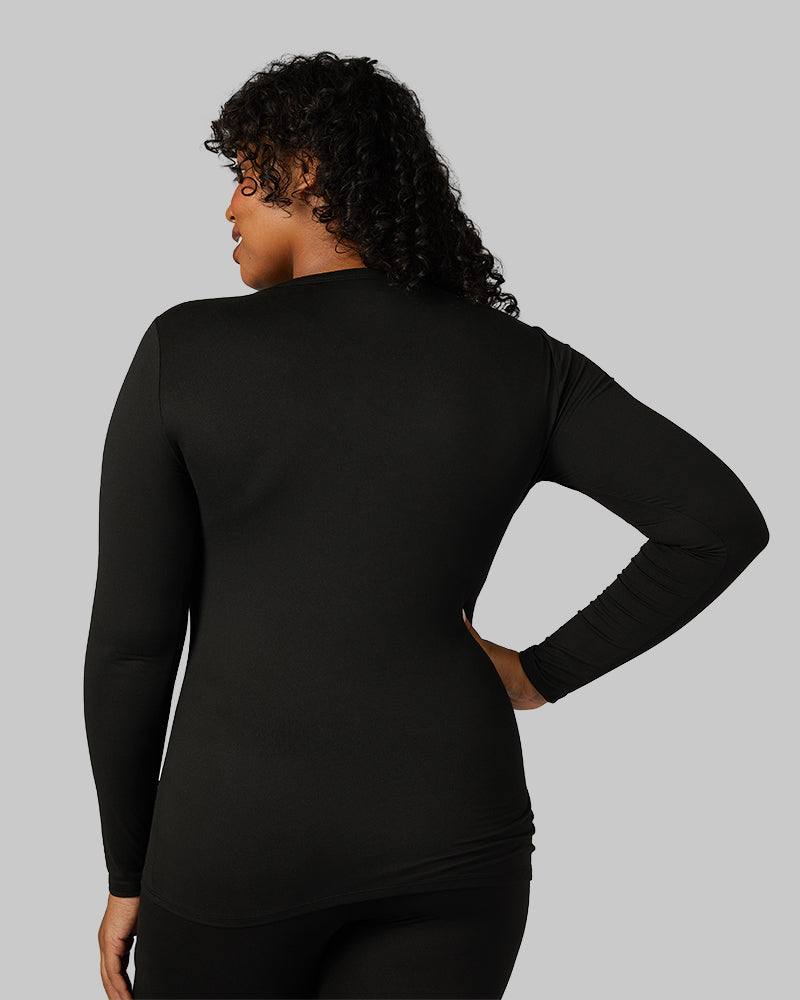 32 Degrees Black _ Women's Lightweight Baselayer Crew Top {model: Brianna is 5'10"and size 12 wearing size L}{bottom}{right} {bottom}{right}