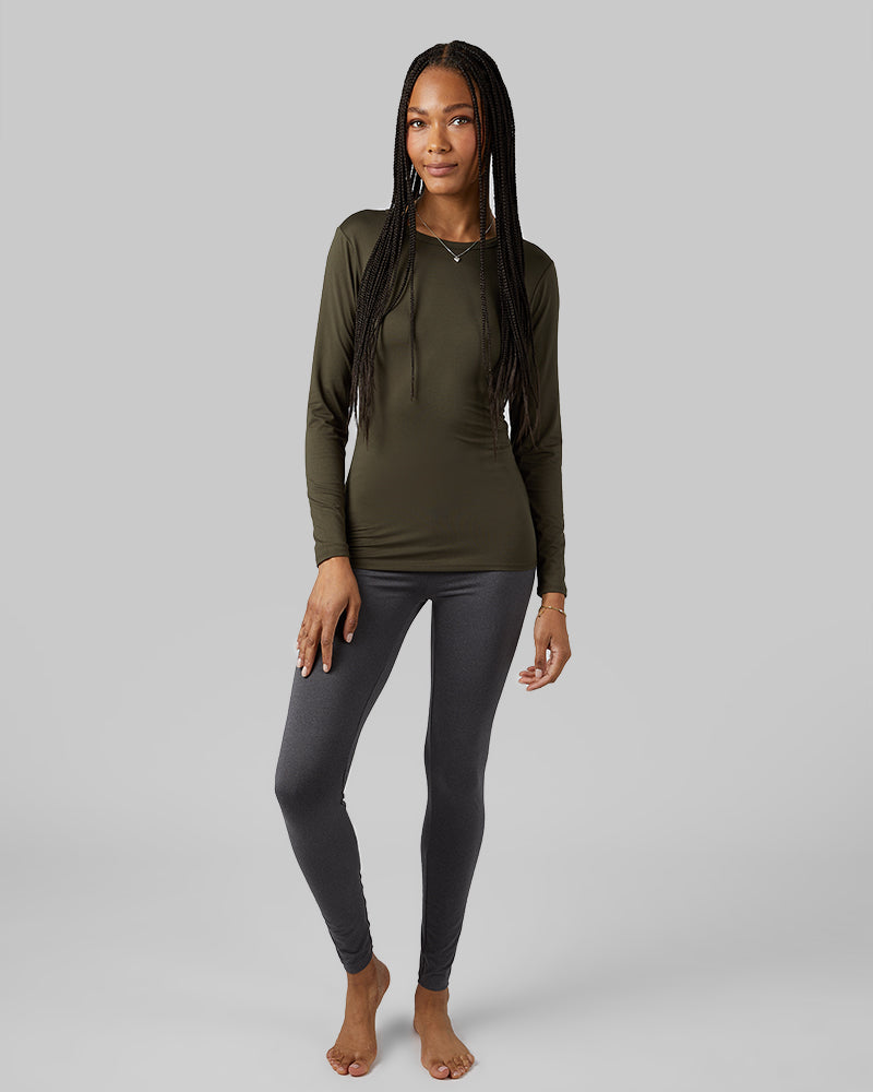 32 Degrees Forest Night _ Women's Lightweight Baselayer Crew Top {model: Dido is 5'9"and size 4 wearing size S}{bottom}{right} {bottom}{right}