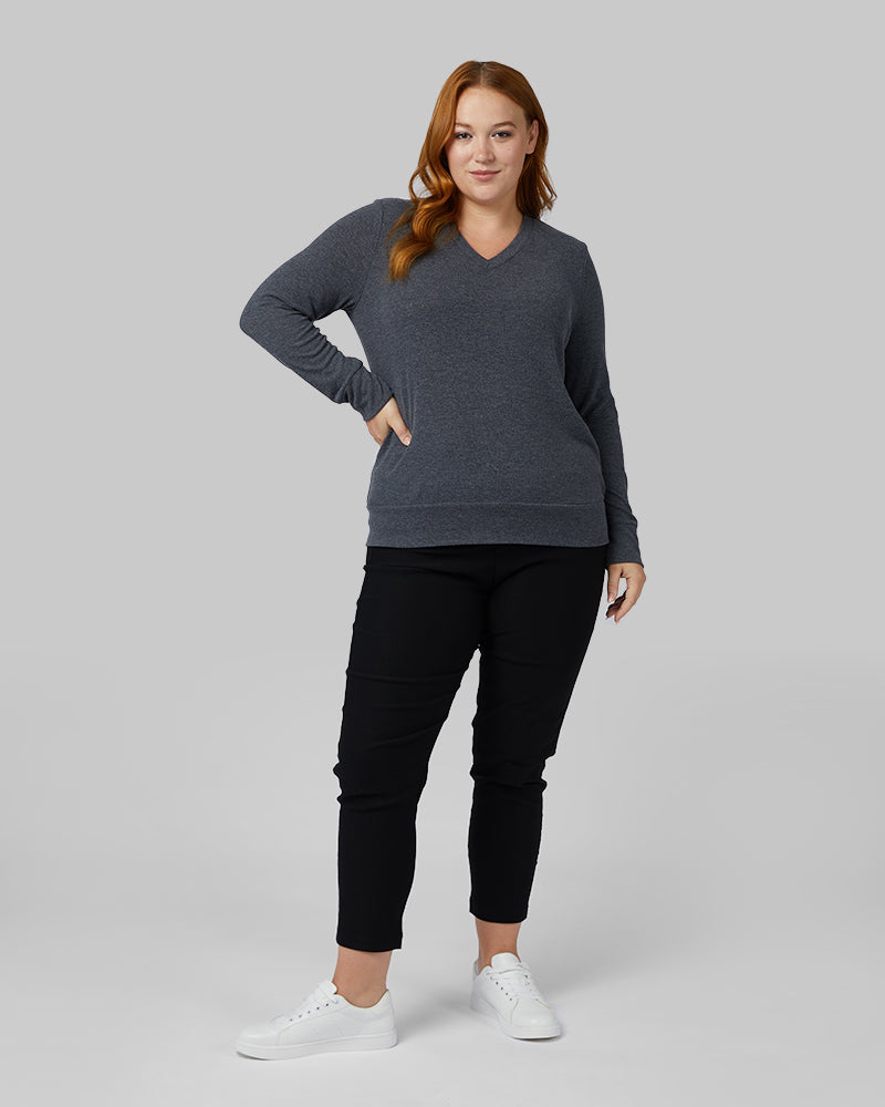 32 Degrees Black Heather _ Women's soft sweater Knit Vneck Top {model: Kylie is 5'10"and size 12-14 wearing size L}{bottom}{right} {bottom}{right}