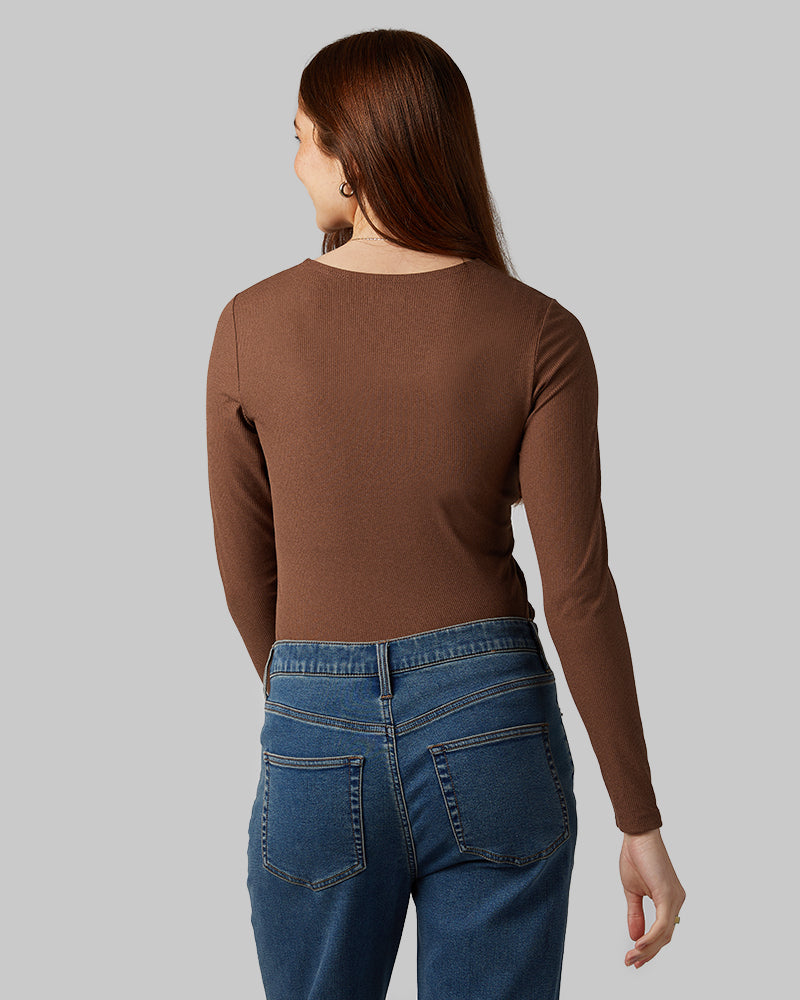 32 Degrees Chicory Coffee Heather _ Women's soft Rib scoop Top {model: Izzy is 5'9"and size 4 wearing size S}{bottom}{right} {bottom}{right}