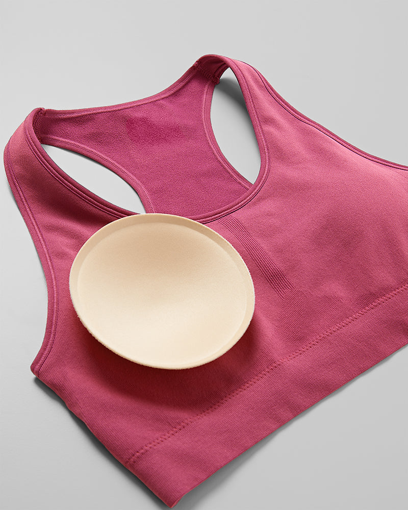 32 Degrees Malaga _ Women's seamless Racerback sports Bra {model: Arantza is 5'9"and size 2 wearing size XS}{bottom}{right} {bottom}{right}