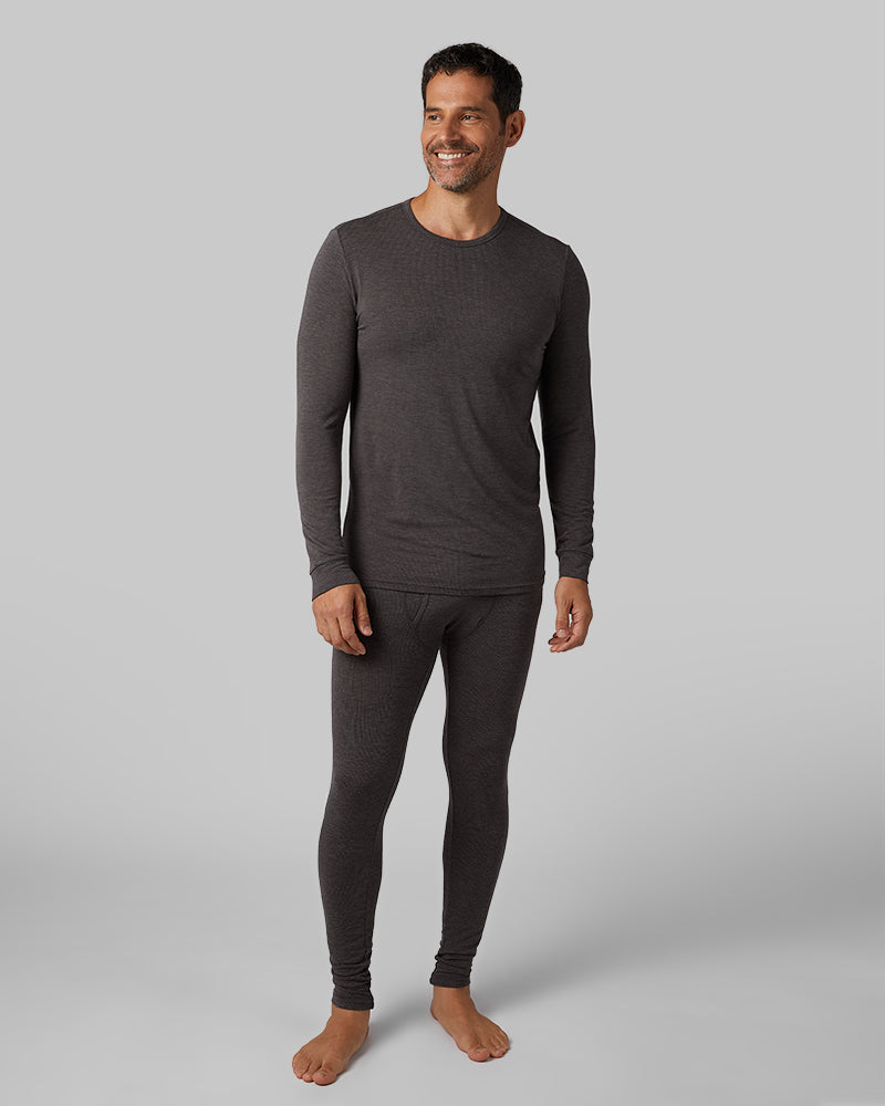 32 Degrees Charcoal Heather _ Men's Midweight Baselayer Crew Top {model: Eduardo is 6'1", wearing size M}{bottom}{right} {bottom}{right}