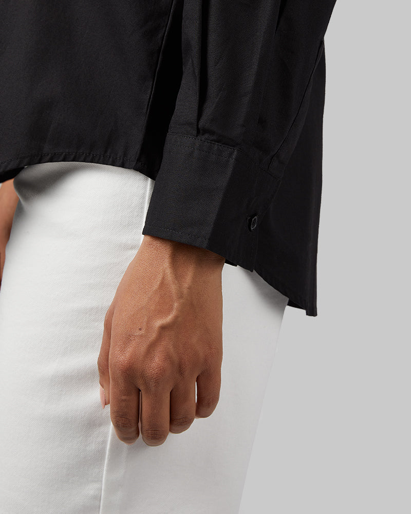 32 Degrees Black _ Women's Oversized Cotton Long sleeve Button-Up {model: Jess is 5'11"and size 4 wearing size S}{bottom}{right} {bottom}{right}