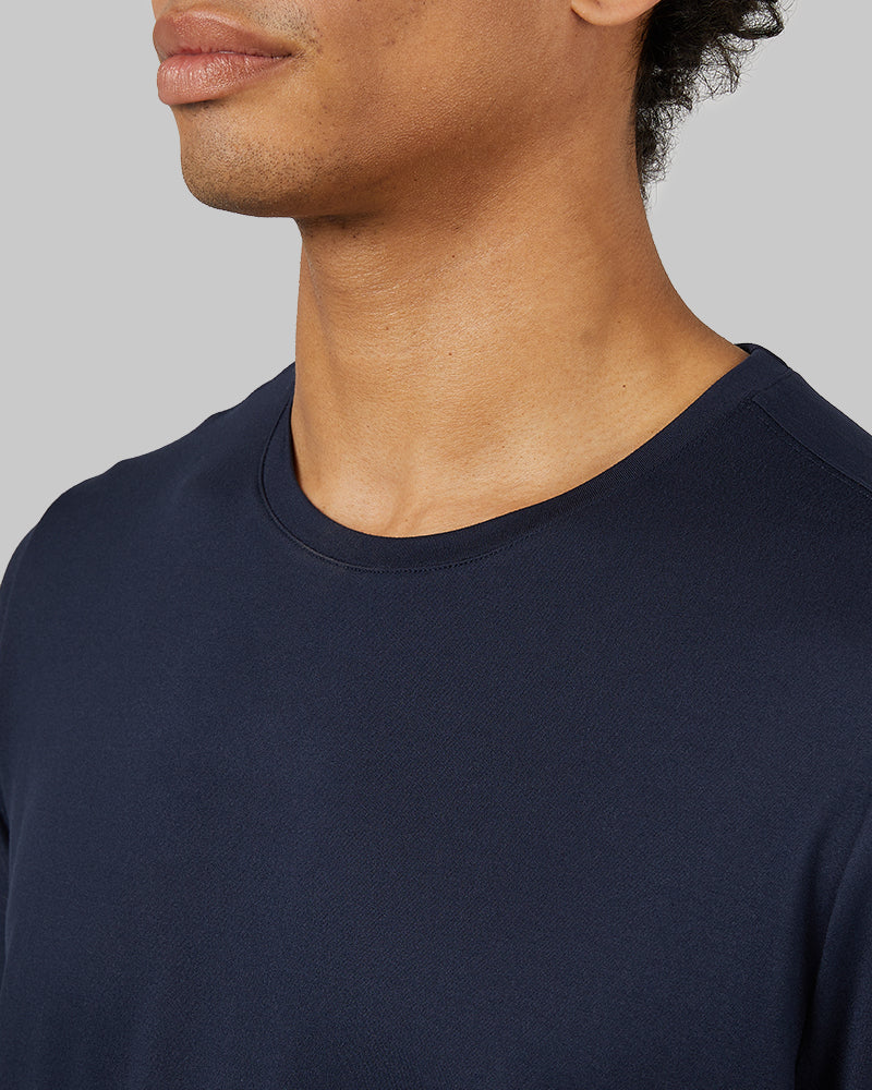 32 Degrees Navy_ Men's Cool Long sleeve T-shirt {model: Isaiah is 6'1", wearing size M}{bottom}{right} {bottom}{right}