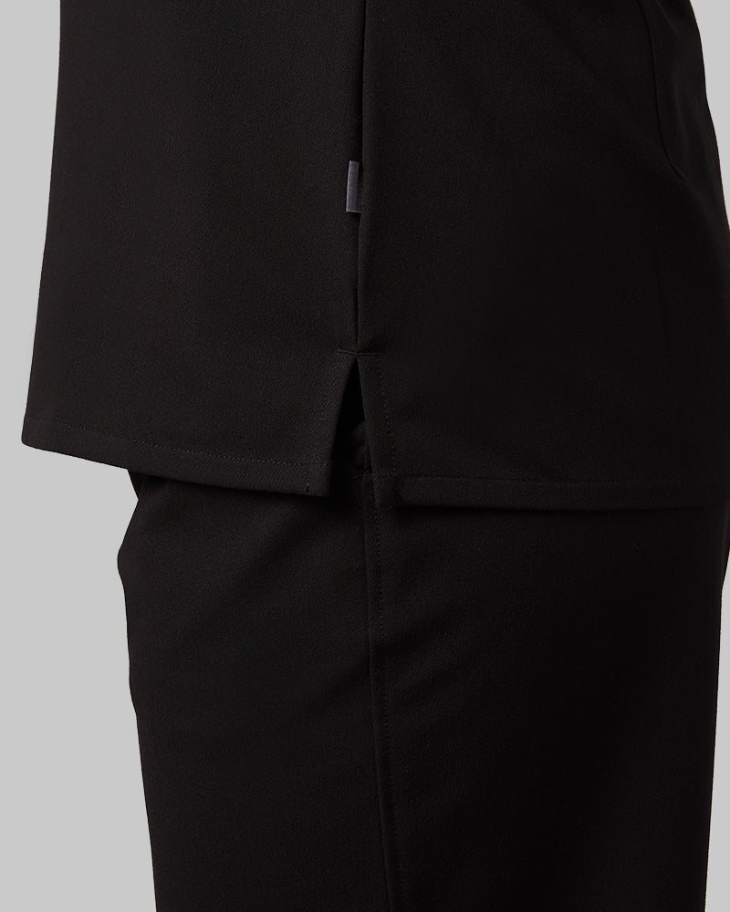 32 Degrees Black _ Womens 1-Pocket V-Neck scrub Top {model: Francesca is 5'10and size 6 wearing size M}{bottom}{right} {bottom}{right}