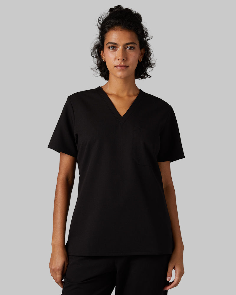 32 Degrees Black _ Womens 1-Pocket V-Neck scrub Top {model: Arantza is 5'9"and size 2 wearing size XS}{bottom}{right} {bottom}{right}