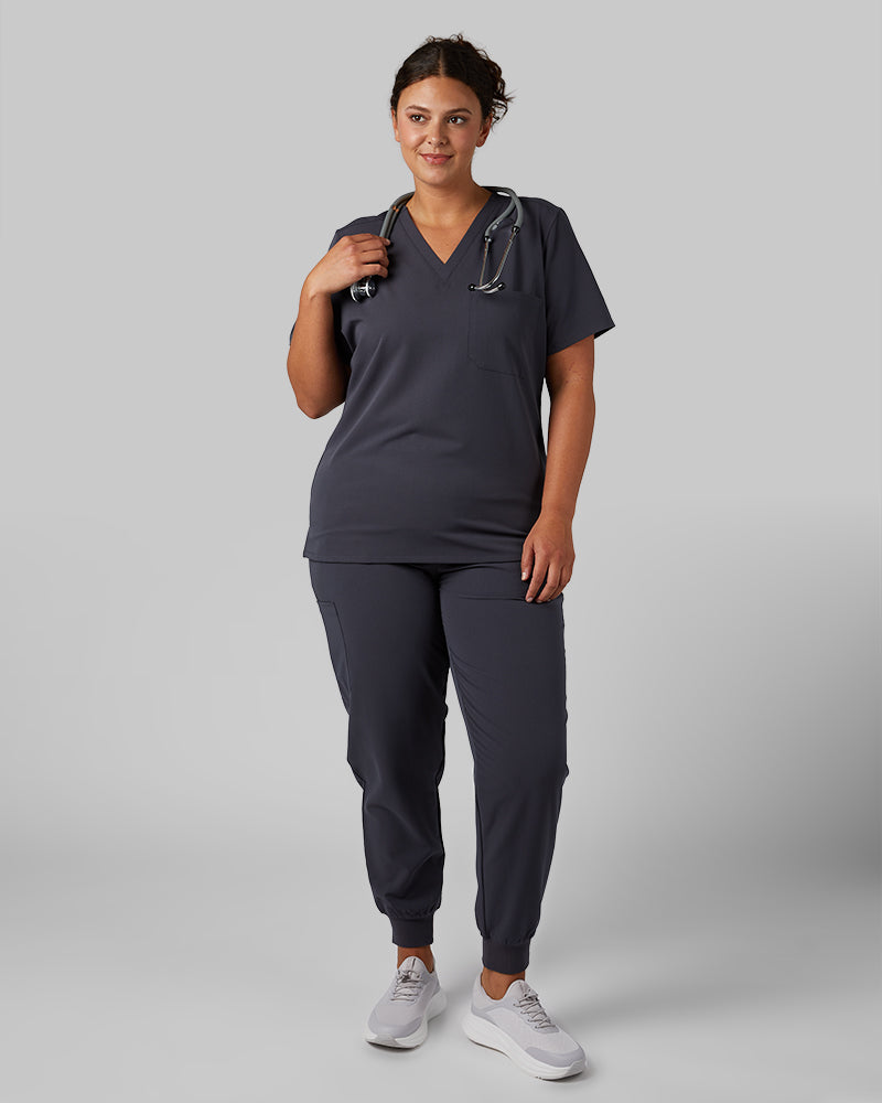 32 Degrees Charcoal _ Womens 1-Pocket V-Neck scrub Top {model: Hannah is 5'10and size 14 wearing size L}{bottom}{right} {bottom}{right}
