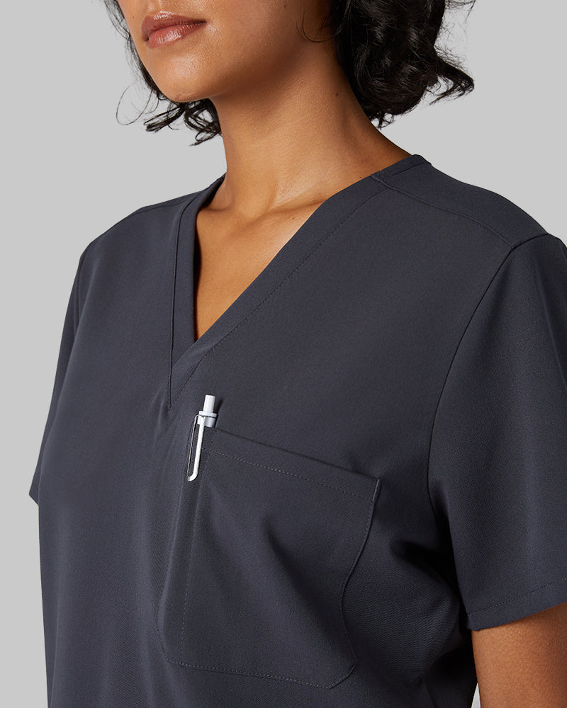 32 Degrees Charcoal _ Womens 1-Pocket V-Neck scrub Top {model: Arantza is 5'9"and size 2 wearing size XS}{bottom}{right} {bottom}{right}