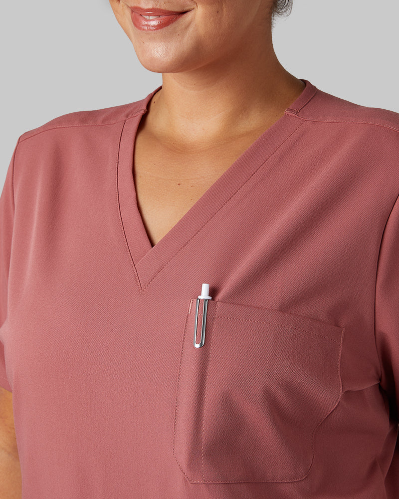32 Degrees Mauve _ Womens 1-Pocket V-Neck scrub Top {model: Hannah is 5'10and size 14 wearing size L}{bottom}{right} {bottom}{right}