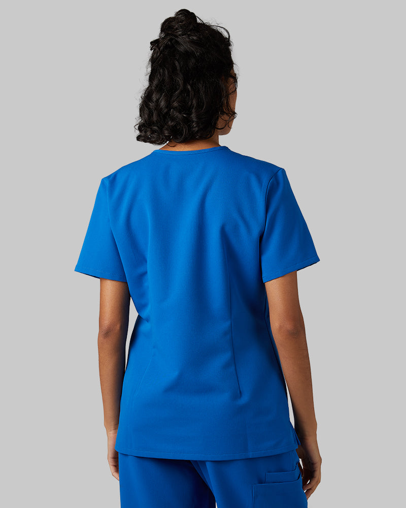 32 Degrees Royal _ Womens 1-Pocket V-Neck scrub Top {model: Arantza is 5'9"and size 2 wearing size XS}{bottom}{right} {bottom}{right}