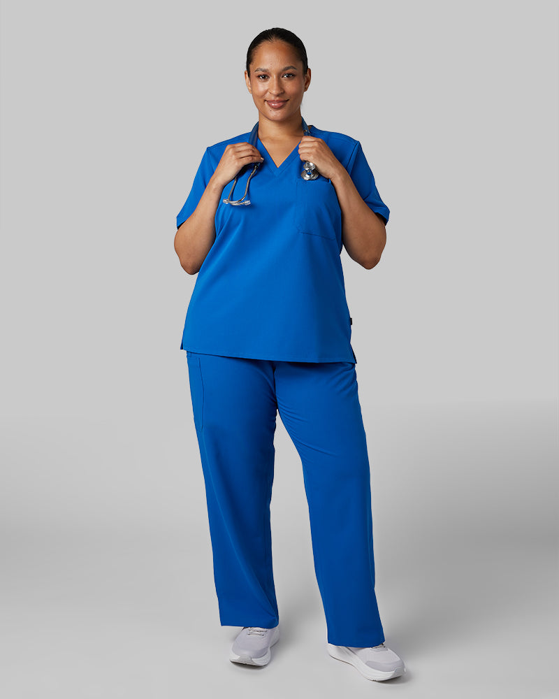 32 Degrees Royal _ Womens 1-Pocket V-Neck scrub Top {model: Madison is 5'9and size 16 wearing size XL}{bottom}{right} {bottom}{right}