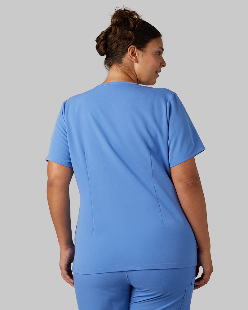32 Degrees Blue Sky _ Women's 2-Pocket V-Neck scrub Top {model: Hannah is 5'10and size 14 wearing size L}{bottom}{right} {bottom}{right}