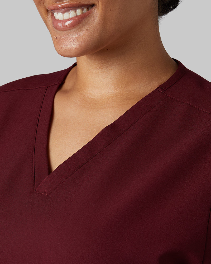 32 Degrees Burgundy _ Women's 2-Pocket V-Neck scrub Top {model: Madison is 5'9and size 16 wearing size XL}{bottom}{right} {bottom}{right}