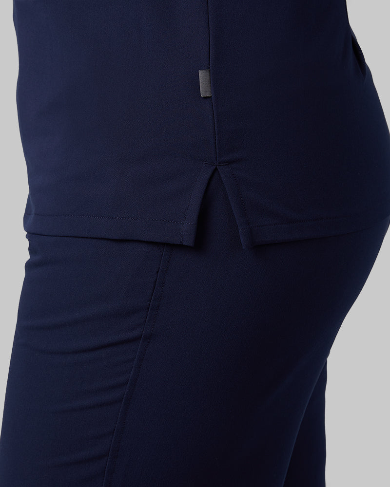 32 Degrees Navy _ Women's 2-Pocket V-Neck scrub Top {model: Hannah is 5'10and size 14 wearing size L}{bottom}{right} {bottom}{right}
