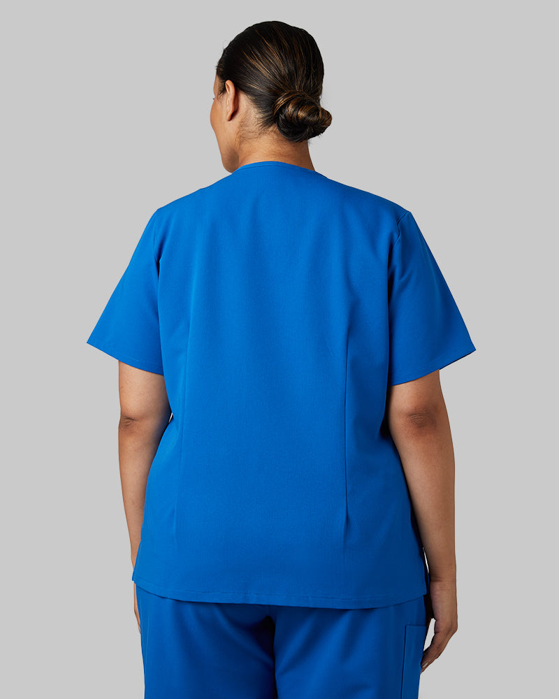 32 Degrees Royal _ Women's 2-Pocket V-Neck scrub Top {model: Madison is 5'9and size 16 wearing size XL}{bottom}{right} {bottom}{right}