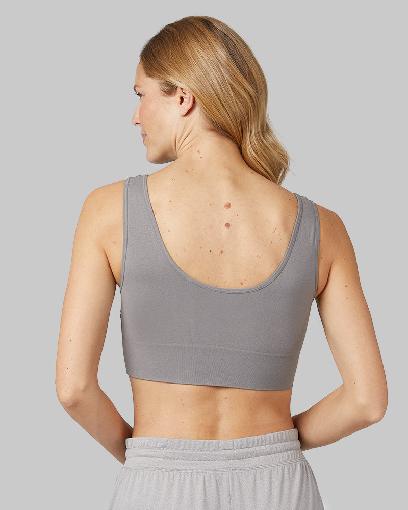 32 Degrees Ghost Grey Heather _ Women's Scoop Longline Comfort Bra {model: Sandrine is 5'9" and size 4, wearing size S}{bottom}{right}