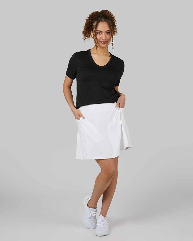 32 Degrees Black _ Womens Cool Relaxed Sleep T-Shirt {model: Yanisha is 5'7" and size 4, wearing size S}{bottom}{right} {bottom}{right}