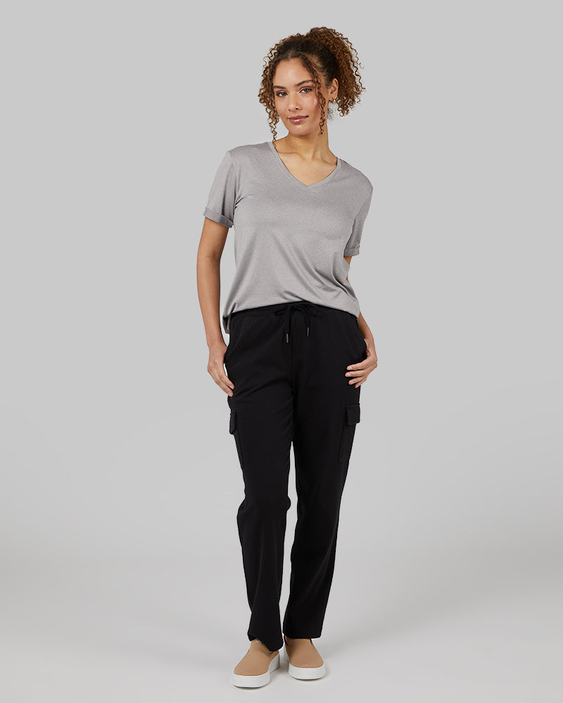 32 Degrees Ghost Grey Heather _ Womens Cool Relaxed Sleep T-Shirt {model: Yanisha is 5'7" and size 4, wearing size S}{bottom}{right} {bottom}{right}