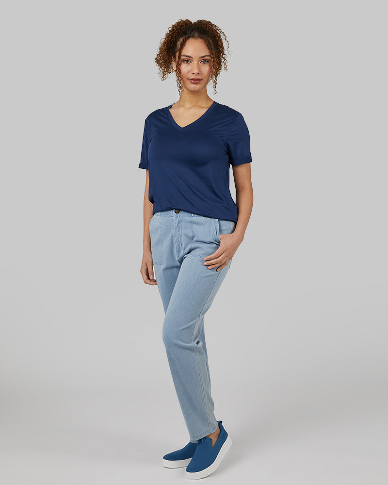 32 Degrees Inky Indigo _ Womens Cool Relaxed Sleep T-Shirt {model: Yanisha is 5'7" and size 4, wearing size S}{bottom}{right} {bottom}{right}