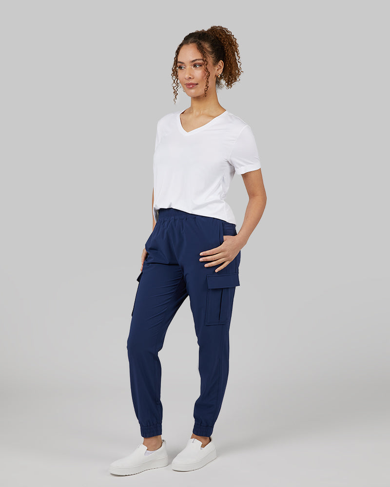 32 Degrees White _ Womens Cool Relaxed Sleep T-Shirt {model: Yanisha is 5'7" and size 4, wearing size S}{bottom}{right} {bottom}{right}