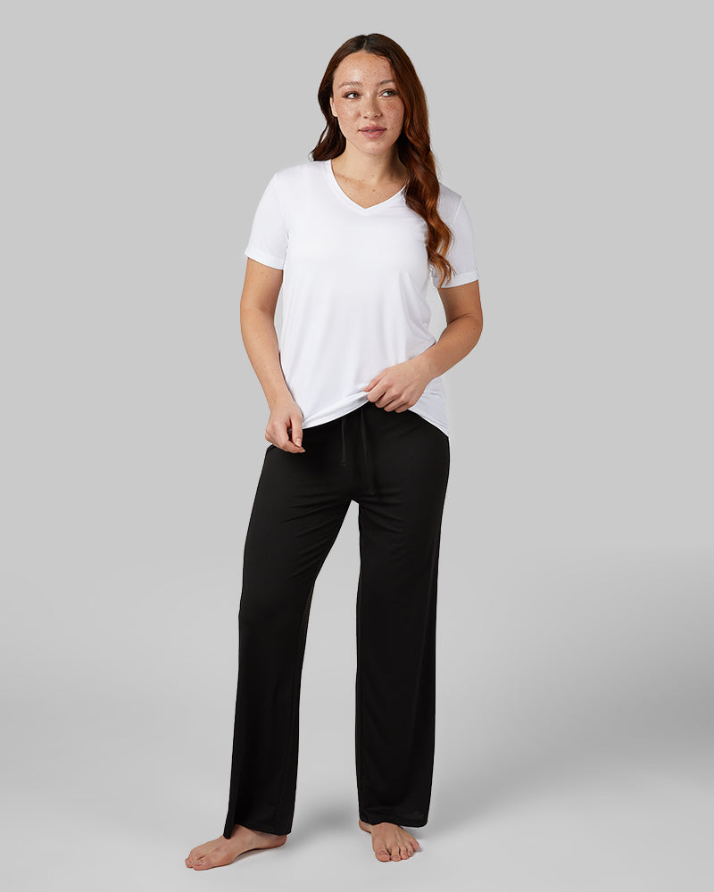 32 Degrees White _ Women's Cool Relaxed Sleep T-Shirt {model: Evonique is 5'10 and size 6, wearing size S}{bottom}{right} {bottom}{right}