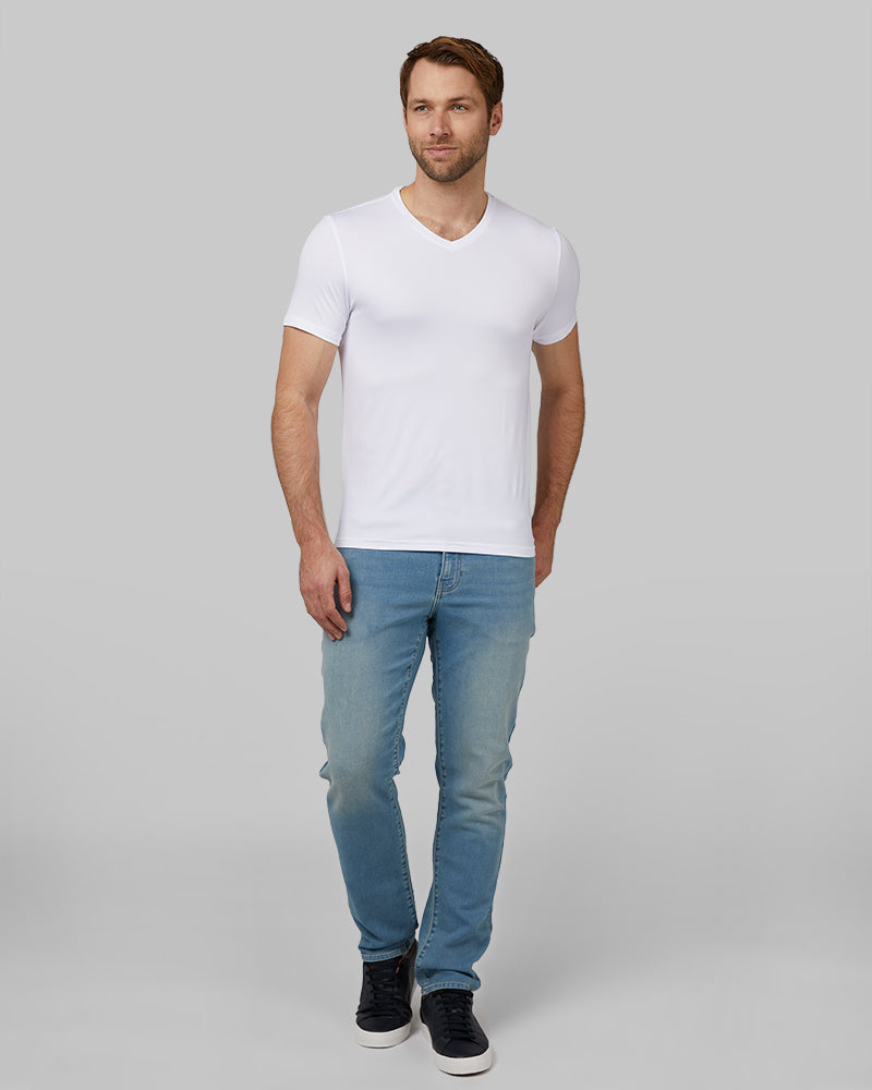 32 Degrees White _ Men's Cool Vneck T-Shirt {model:Kacey is 6'2", wearing size M}{bottom}{right}