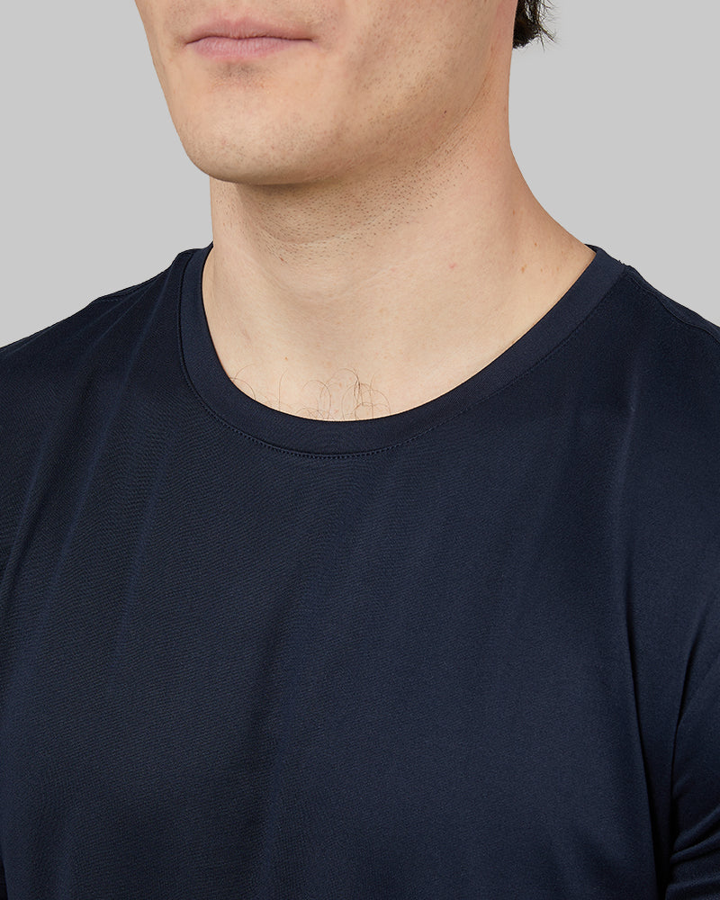 32 Degrees 2 Black/2 Navy _ Mens 4-Pack Cool Classic Crew Neck T-Shirt {model: Lane is 6', wearing size M}{bottom}{right} {bottom}{right}