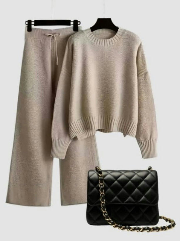Luxe Knit Set with Strap Chain Bag