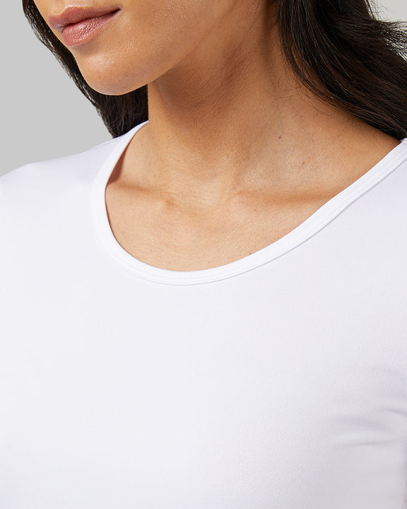 32 Degrees White _ Women's Cool Fitted T-Shirt {model: Dani is 5'9" and size 2-4, wearing size S}{bottom}{right} {bottom}{right}